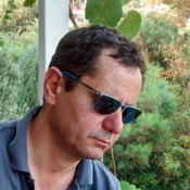 Photo of José L. Zalabardo