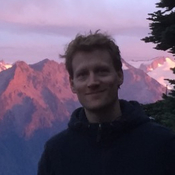 Photo of Jonathan Knutzen