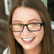 Photo of Elizabeth Bell