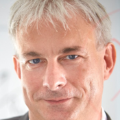 Photo of Stephan Hartmann