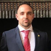Photo of Maaneli Derakhshani