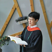 Photo of Qian Chen