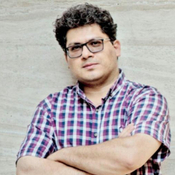 Photo of Hossein Sheykh Rezaee