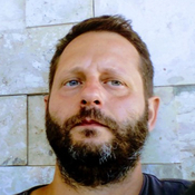 Photo of Carlos Carvalhar