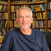 Photo of Hans Halvorson