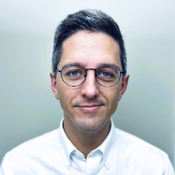Photo of Eric Sampson