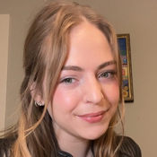 Photo of Kate Lohnes
