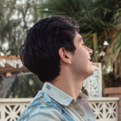 Photo of Ezra Báez