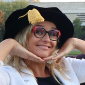 Photo of Laura Jane Nanni