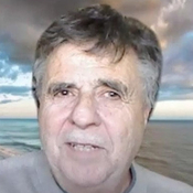 Photo of Nathan Salmón
