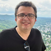 Photo of Mohamad Reza Vaez Shahrestani