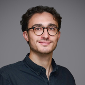 Photo of Ari Deller
