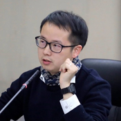 Photo of Zhongwei Li