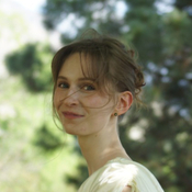 Photo of Theresa Bell