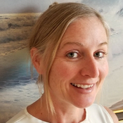 Photo of Liz Swan