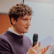 Photo of Gregor E. Bös