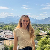Photo of Madeleine Roberts